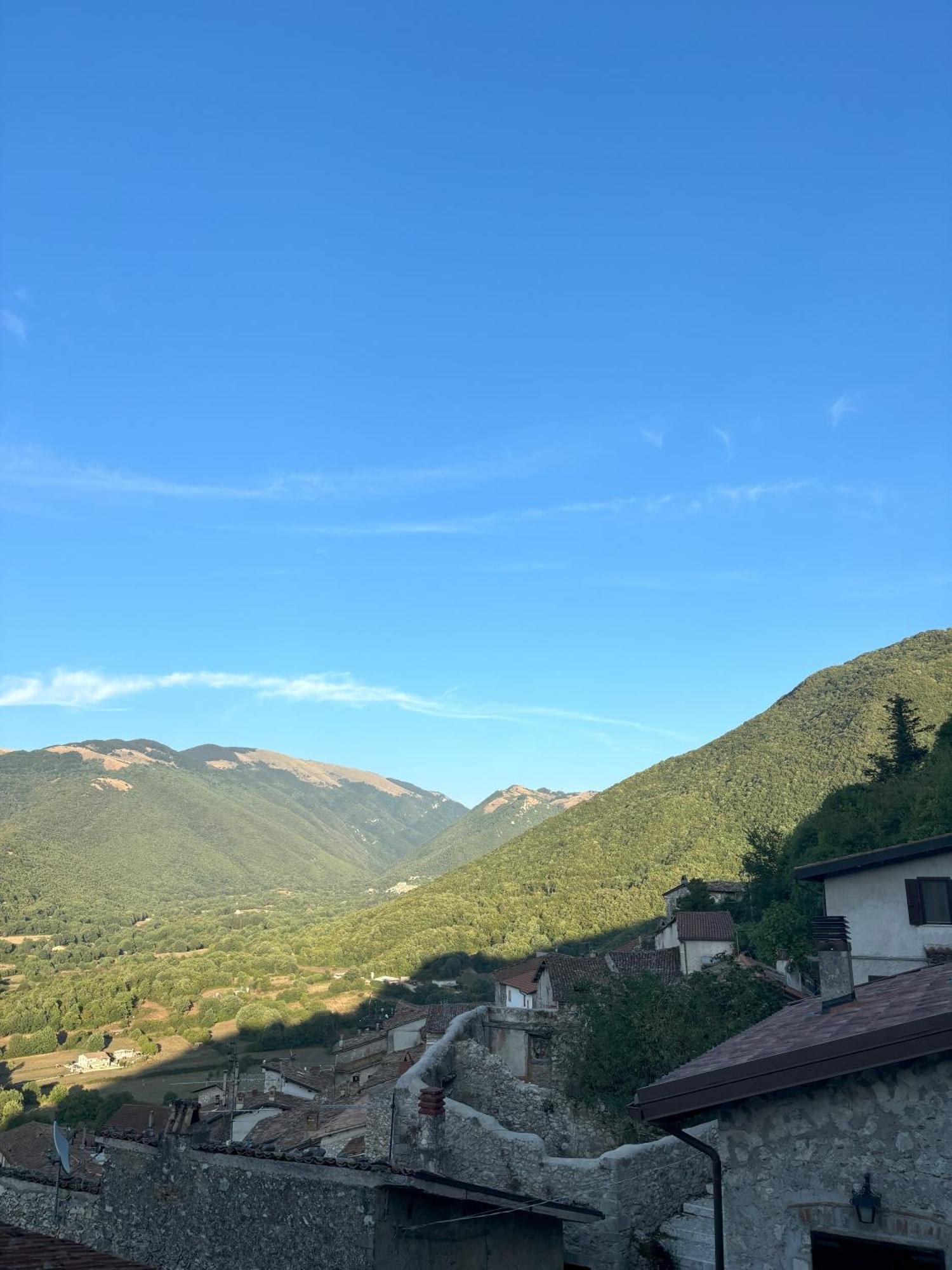 Vista Verde Premium Rocca di Botte Luaran gambar