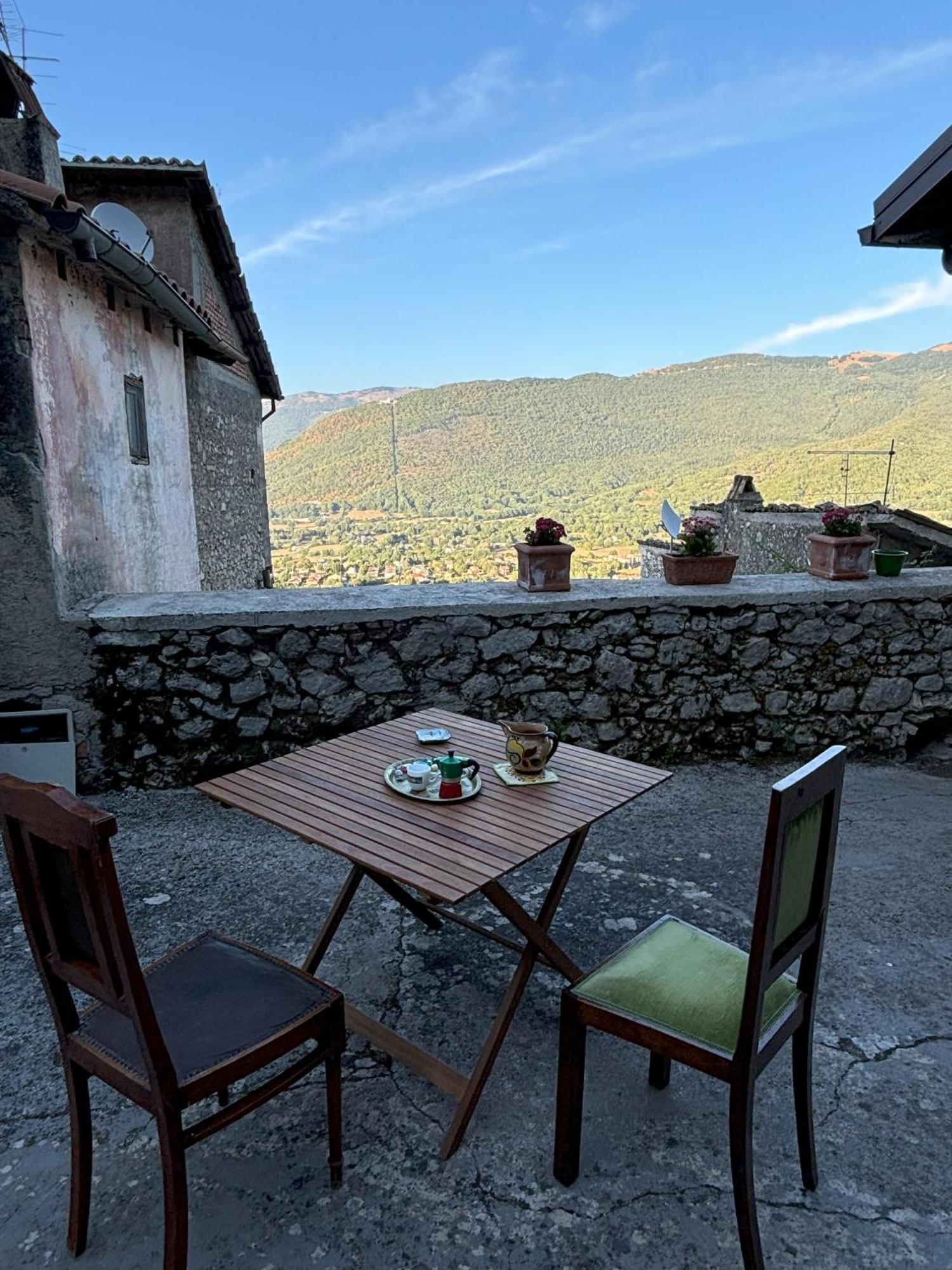 Vista Verde Premium Rocca di Botte Luaran gambar